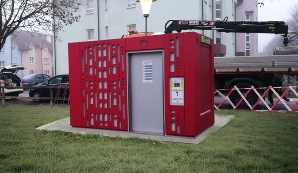 Automatisch reinigendes Toilettensystem