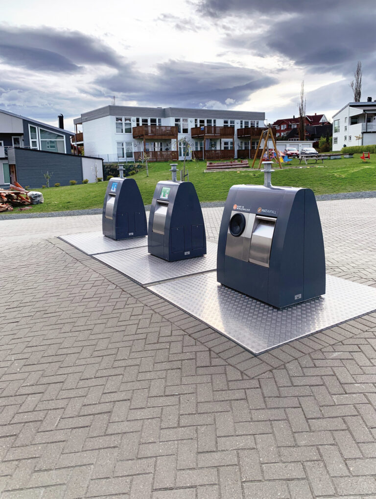 Lugano Einwurfsäule – Villiger Entsorgungssysteme AG