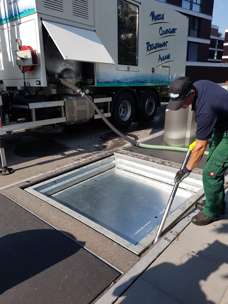 Mobile Reinigungsanlage, Fahrzeugtechnik – Villiger Entsorgungssysteme AG